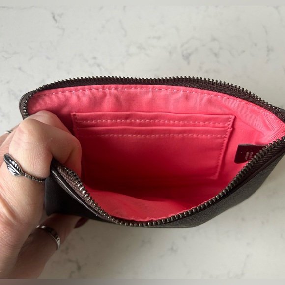 NWOT Coach Signature Brown and Pink Wristlet - Picture 8 of 10
